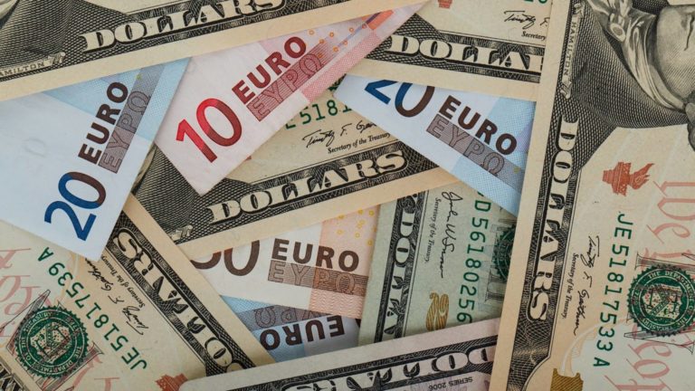 Analiza – waluty EUR, USD, GBP, PLN, CHF, NZD, JPY
