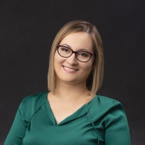 Ewa Bartnik, Dyrektor ds. Finansów i HR firmy IMKER