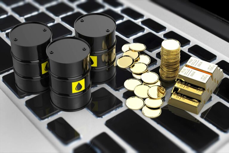 Ceny surowców na światowych rynkach – analiza złota i ropy naftowej